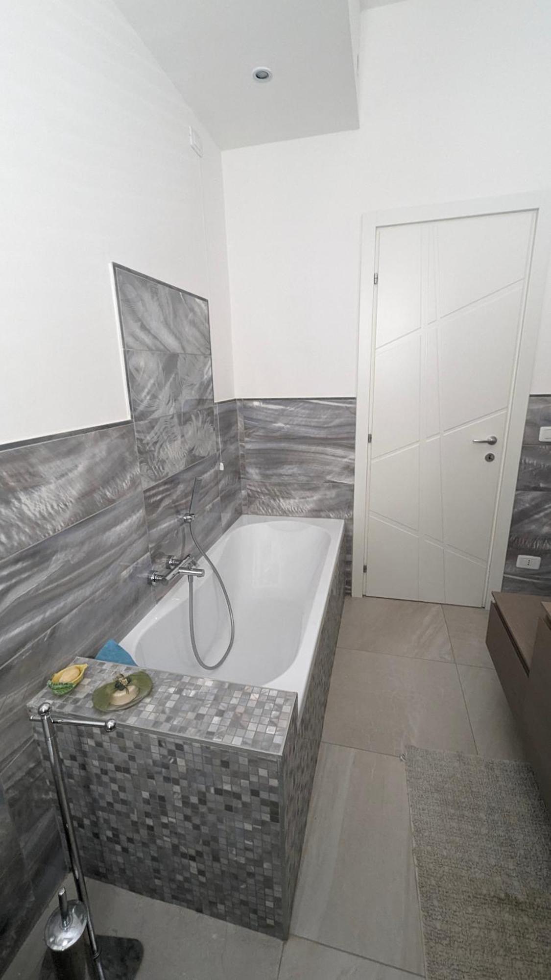 Appartamento Zona Grazie Ancona Ngoại thất bức ảnh